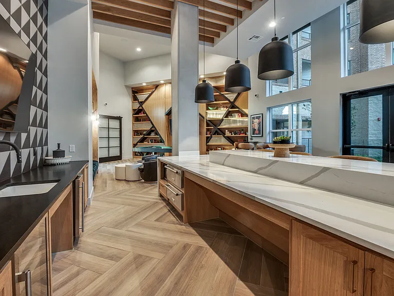 Lenox Dentwood — Photo 19