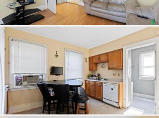 2543 S 10th St #2, Milwaukee, WI 53215