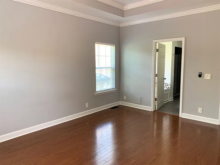 320 Foundry Cir — Photo 12