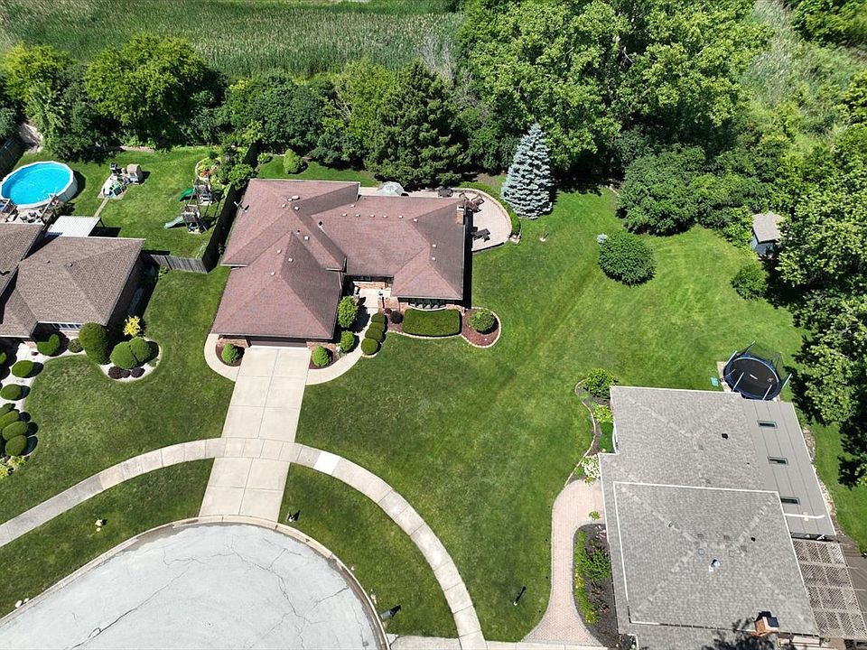 1st image of 13332 Medina Dr