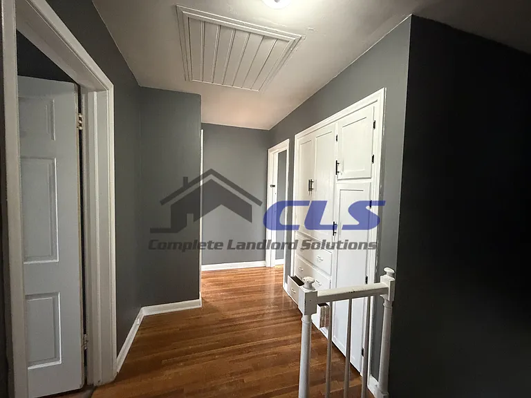 2116 Poplar St — Photo 10