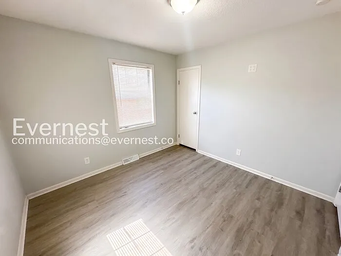 8109 NE 51st St — Photo 20
