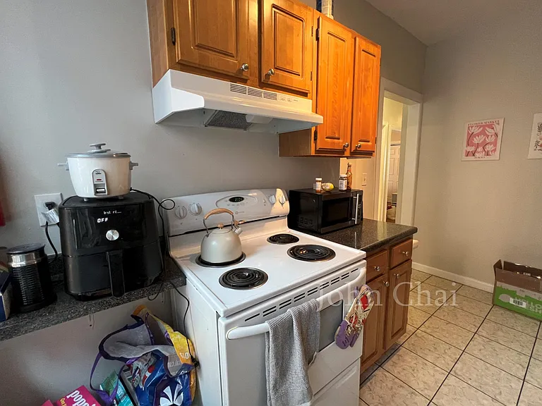 1950 Beacon St #4 — Photo 29
