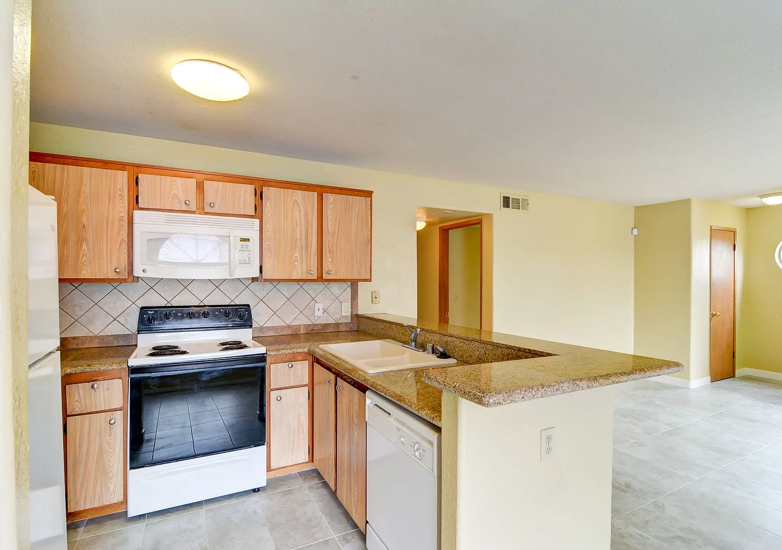 2980 Juniper Hills Boulevard Unit#201, Las Vegas, Nevada 89142 — Photo 1