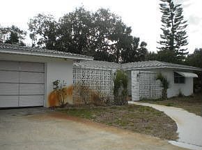 1st image of 72 Fairglen Dr