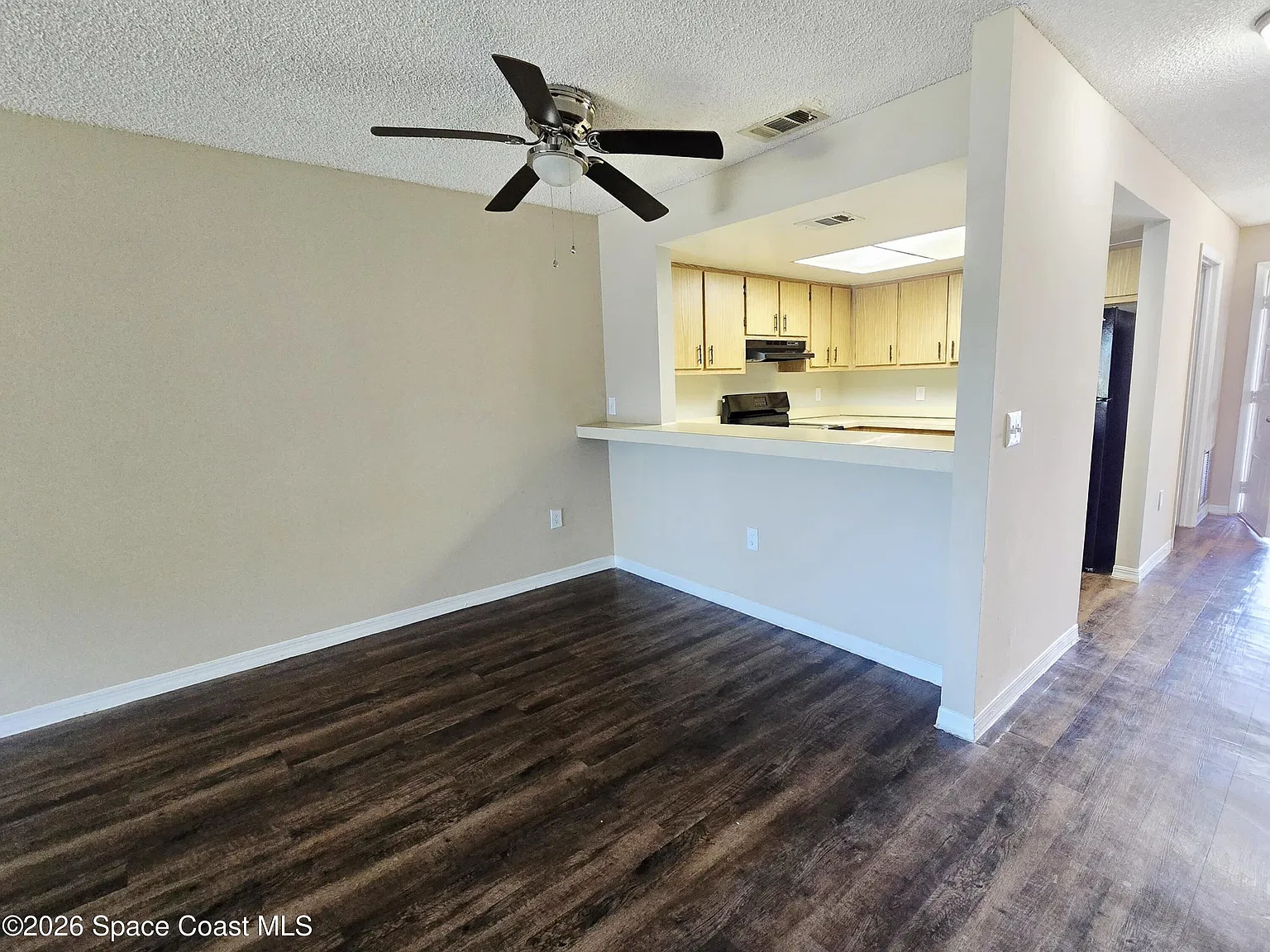 2 bed, 2.0 bath, 996 sqft, $1,400 — Photo 4