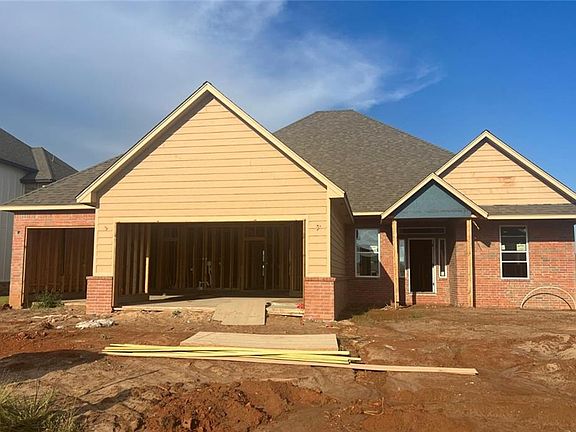 2nd image of 3908 Catalina Ln