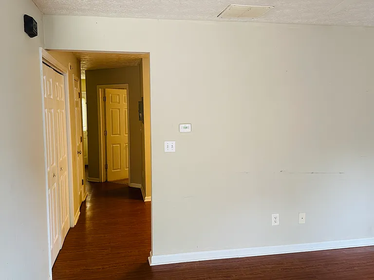 4950 Pinehurst Cir #A — Photo 3