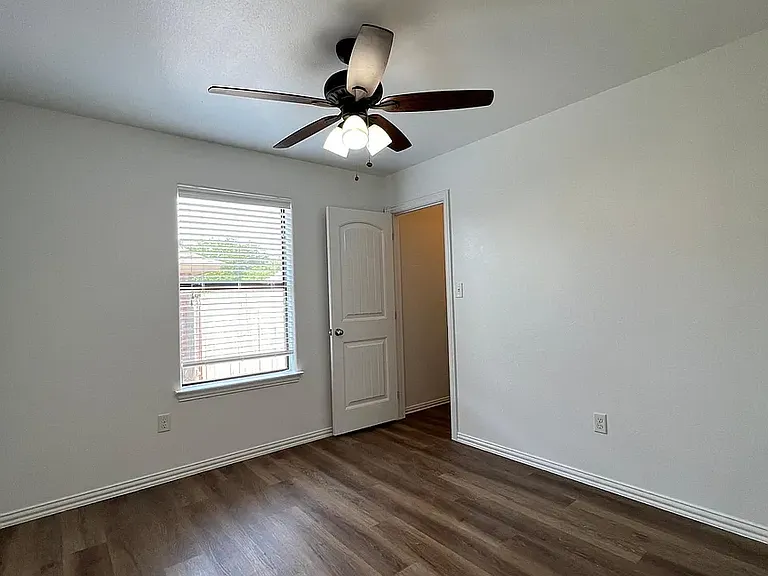 1825 N Paddock St — Photo 8