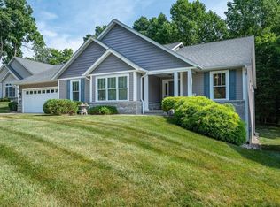 1233 S Barnes Dr, Bloomington, IN