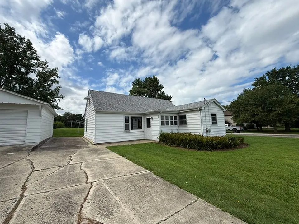 33W249 Butterfield Rd