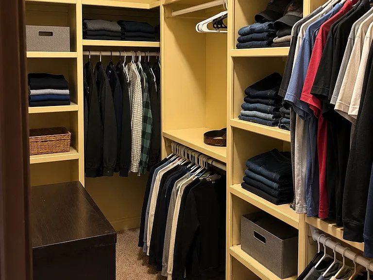 960 Flora Vista Dr — Photo 5