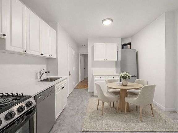 4th image of 332 E 77th St APT 3