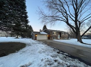 1824 35th Ave SE, Rochester, MN 55904