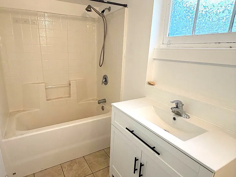 1802 Cedar St #BASEMENT — Photo 7