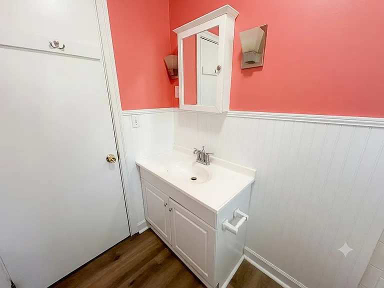 500 Pilot St — Photo 12