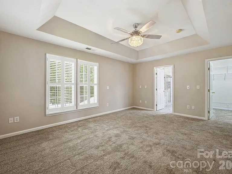 1804 Robinwood Village Dr — Photo 15