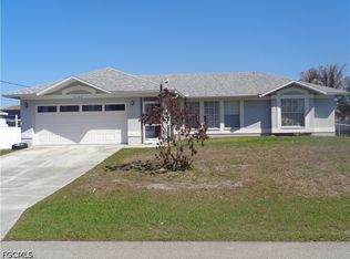 5542 Banning St, Lehigh Acres, FL 33971