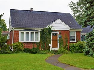51 Pinevale Ct, Cheektowaga, NY