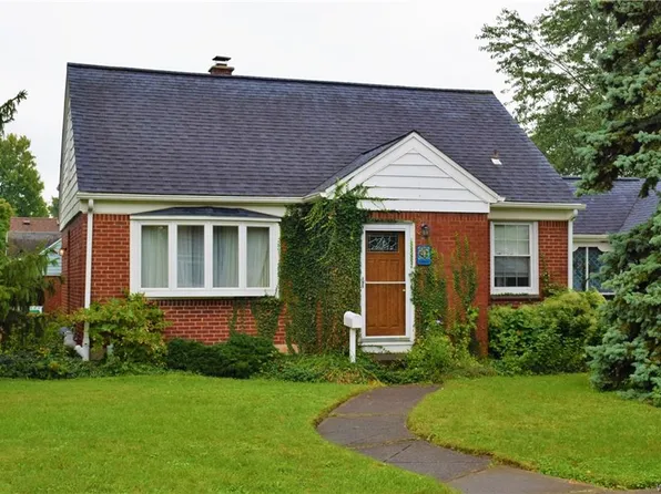 51 Pinevale Ct, Cheektowaga, NY 14225