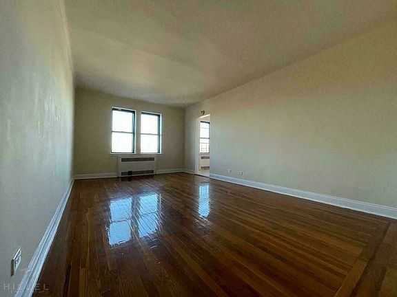 5th image of 4915 Skillman Ave APT 5n