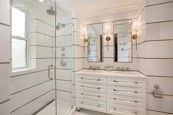 Sold by Sotheby's International Realty | media 6