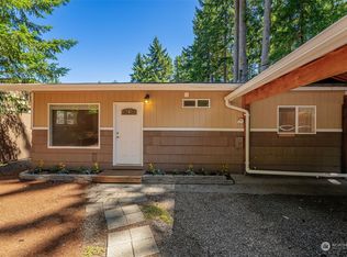 4446 Forest Dr NE, Bremerton, WA 98310