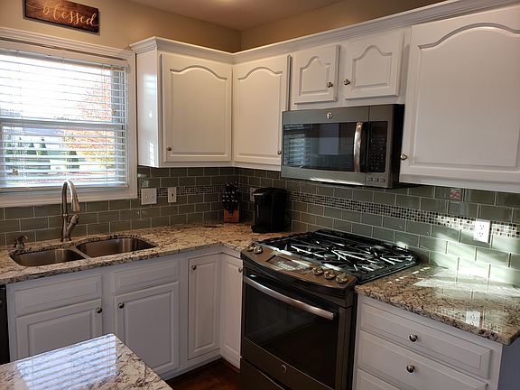 4th image of 51219 Kendallwood Dr