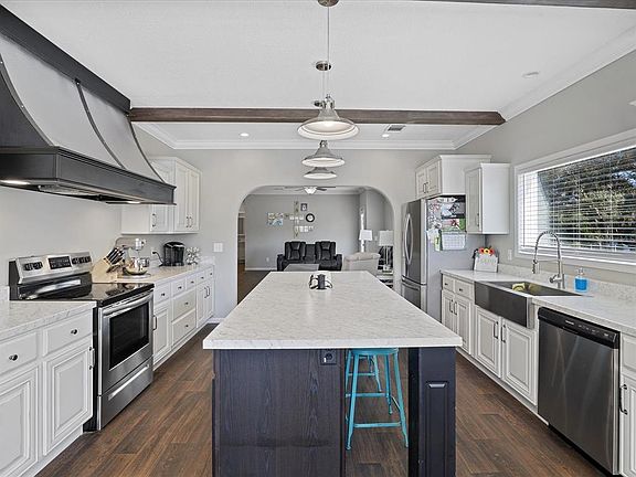 5th image of 14041 Acre Way