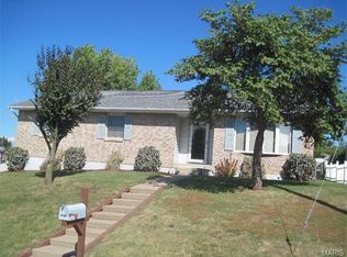 4160 Red Bud Dr, Hannibal, MO 63401