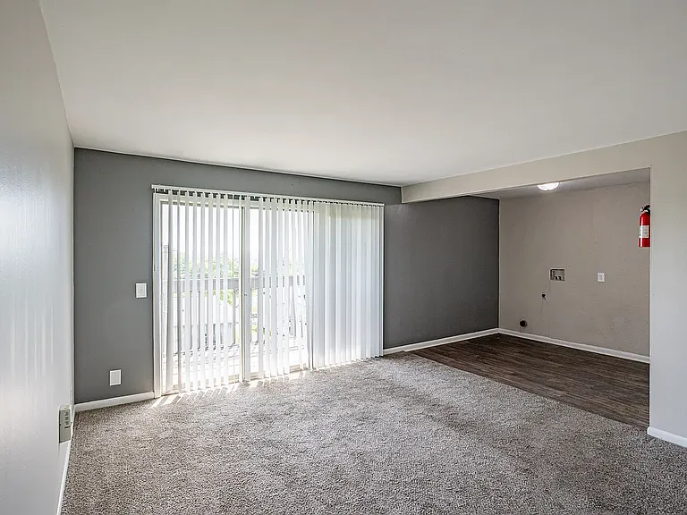 Highland Ridge Apartments — Photo 6