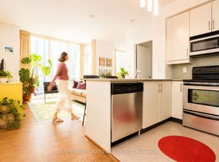 18 Harbour St Suite 1702, Toronto, ON M5J 2Z6