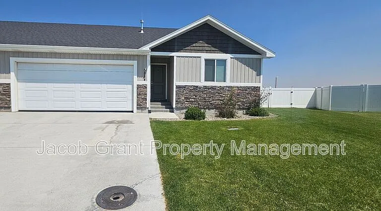 5884 Rammell Rd — Photo 1