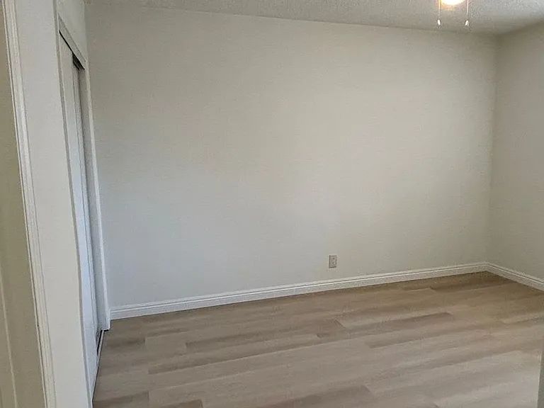 5245 Via San Delarro St #B — Photo 12