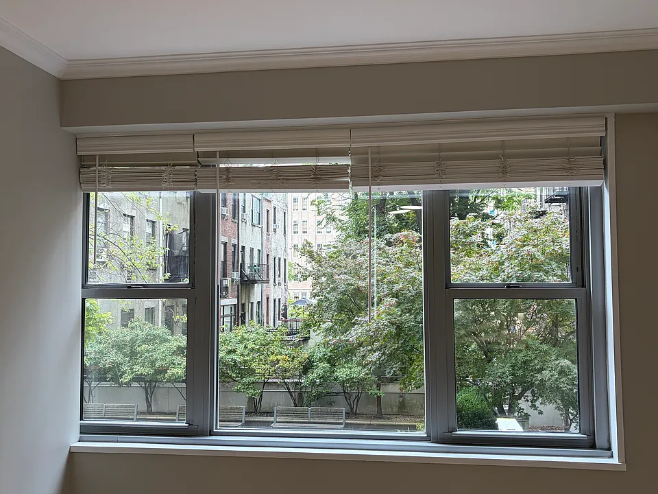 100 W 93rd St #3D