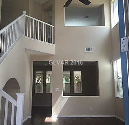 3rd image of 10664 Peach Creek St