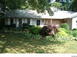 32640 Englewood Ct, North Ridgeville, OH 44039