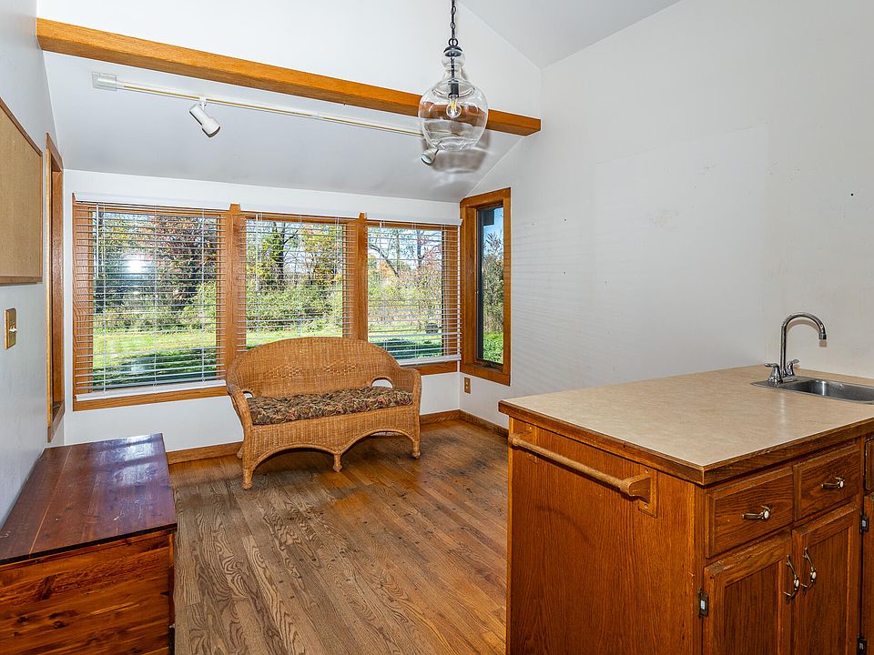 7667 Earhart Rd, photo 25