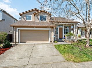 2085 Banjo Dr, Santa Rosa, CA 95407
