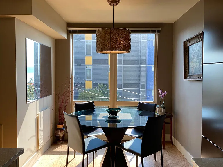 500 5th Ave W #405 — Photo 4