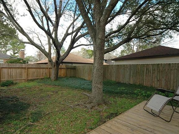 2nd image of 16435 Havenpark Dr