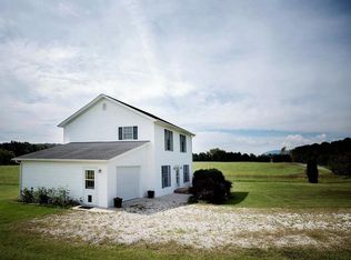 134 Red Clover Ln, Natural Bridge, VA 24578