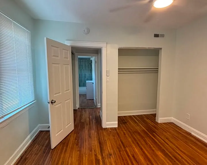 5132 Montgomery Rd — Photo 10