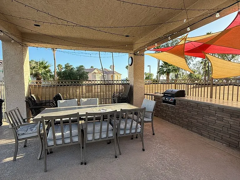 470 Acoma Blvd S #123-B — Photo 22