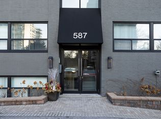 587 Avenue Rd, Toronto, ON M4V 2K3