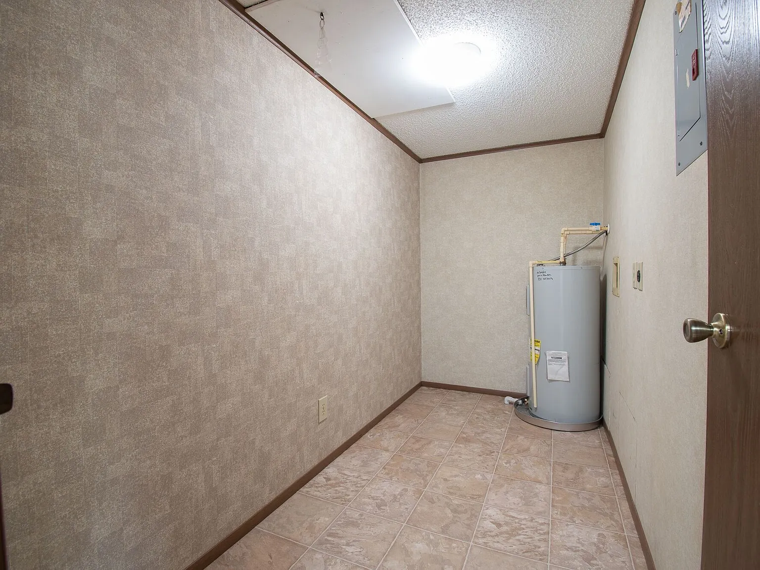 Bouldercrest — Photo 3