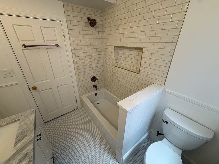 1318 Girard St NW — Photo 34