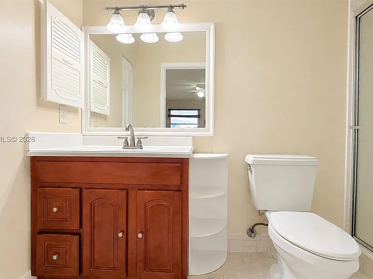 301 SW 135th Ave #317C — Photo 11