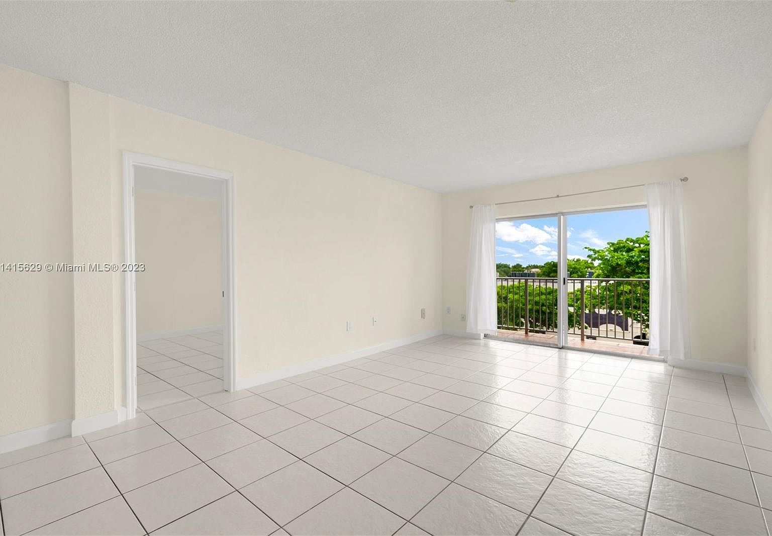 10900 SW 104th St APT 414, Miami, FL 33176 Zillow
