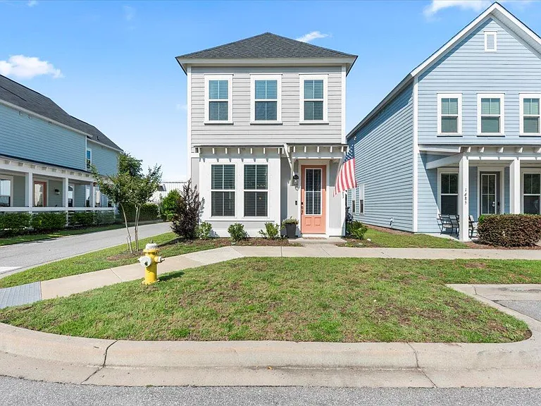 1683 Indy Dr — Photo 2